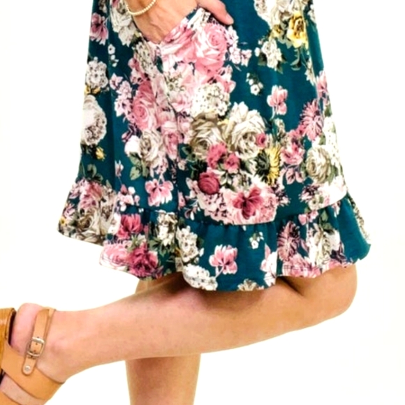 Sew In Love NWOT Floral Midi Dress Small - Picture 3 of 9